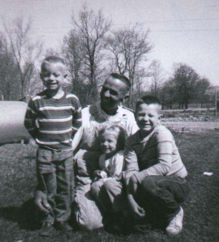 grandpa_435.jpg (31951 bytes)