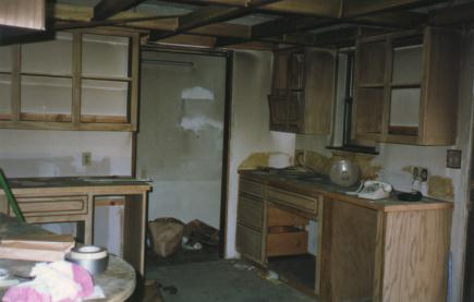 house1_fire_cabinets1.jpg (16821 bytes)