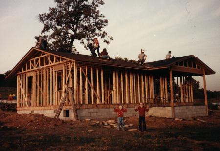 robert_construction6.jpg (27736 bytes)