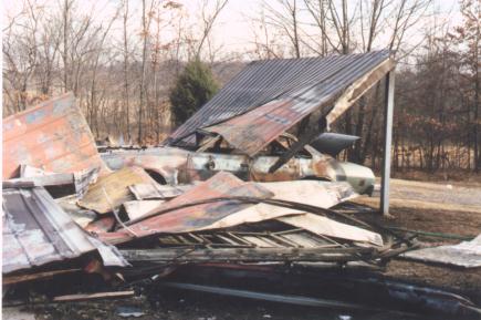 shop_fire_2.jpg (29852 bytes)