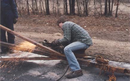 shop_project_cutting_trailer.jpg (26455 bytes)