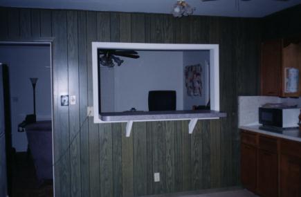 tulsa_house_remodel_bar1.jpg (14331 bytes)